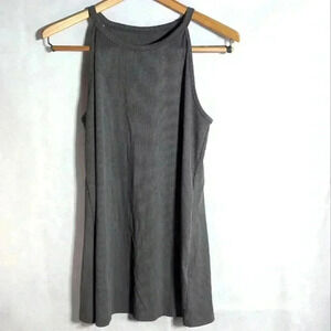 Perout Sleek Ribbed Strappy shell Gray sz L